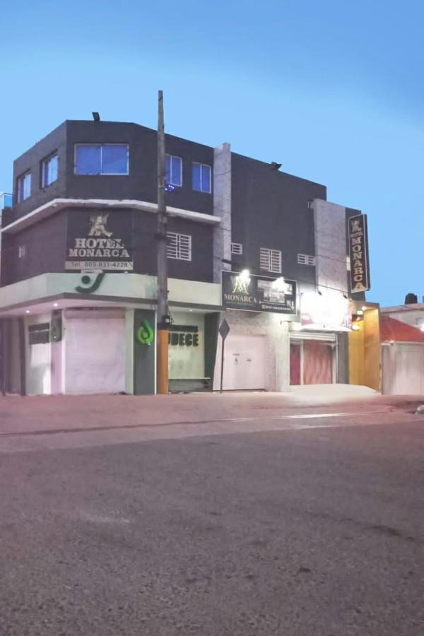 Hotel Monarca Higuey المظهر الخارجي الصورة